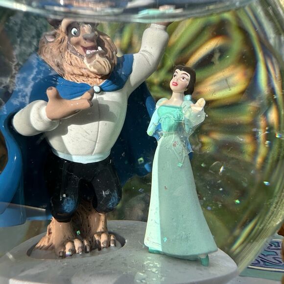 Rare 1991 Beauty and the Beast Snow Globe Library with Working‎ Music Box - Picture 6 of 12